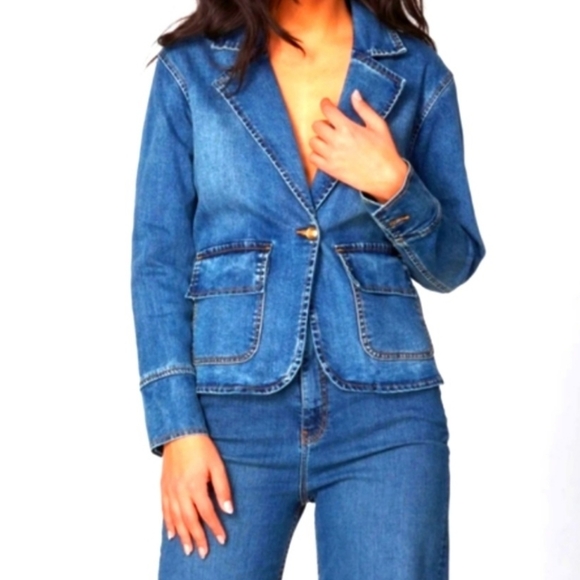 (M)🚨Pelican Cove Vintage Distressed Jean Jacket🚨 Ptp 17.5× L24" - Picture 1 of 9